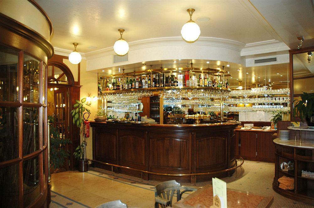 Hotel Du Roy Bouillon Exteriör bild