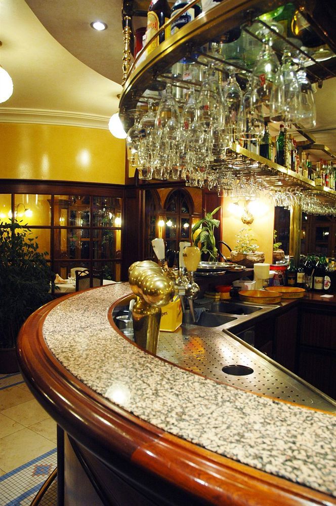 Hotel Du Roy Bouillon Exteriör bild