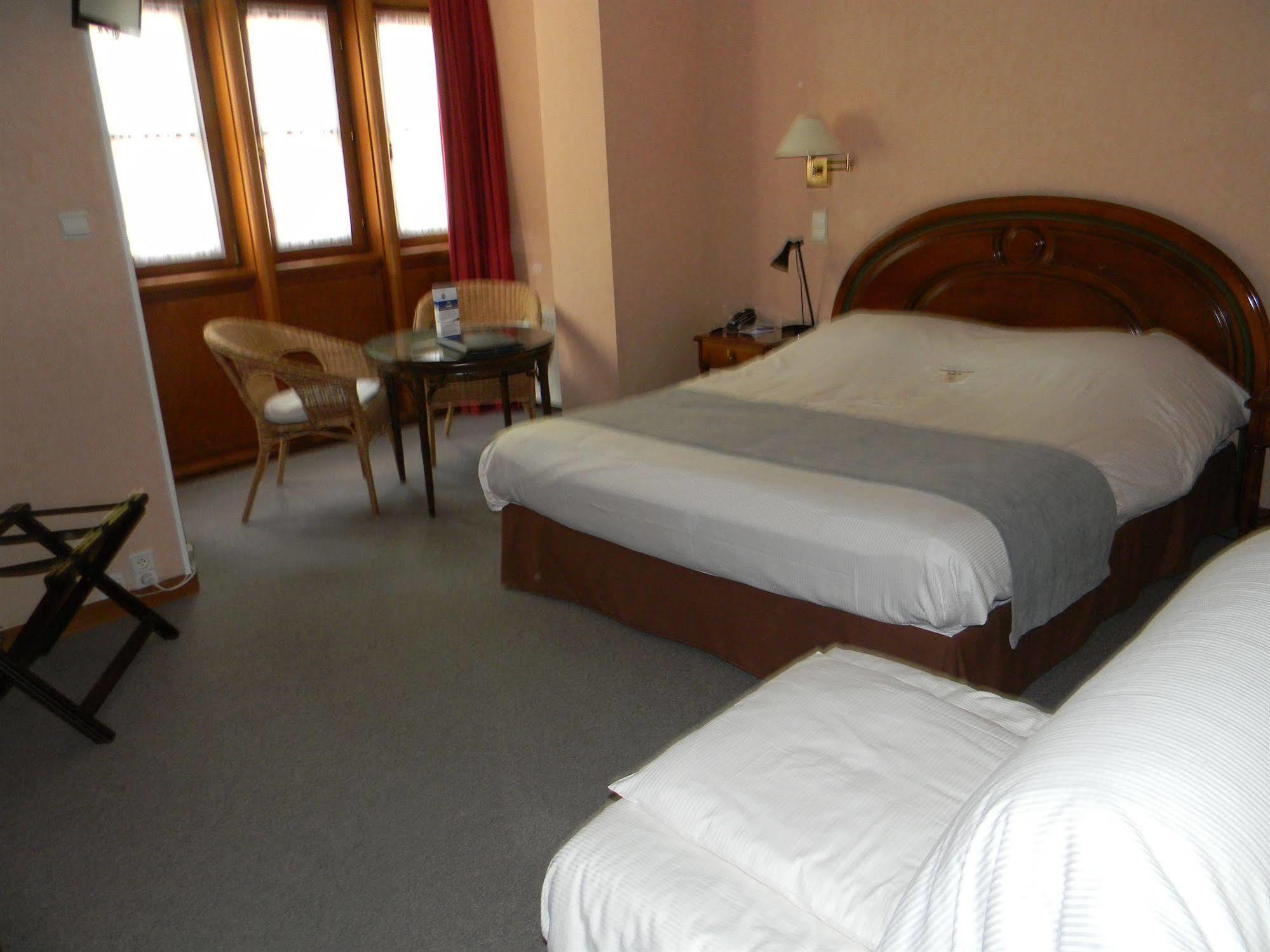 Hotel Du Roy Bouillon Exteriör bild